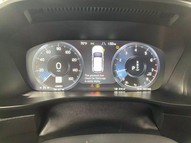 Photo of 2022 Black Stone Volvo XC40