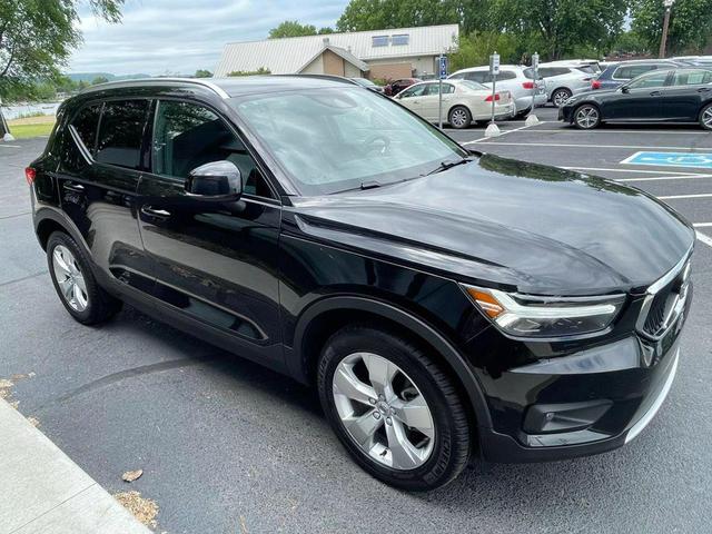 Photo of 2022 Black Stone Volvo XC40
