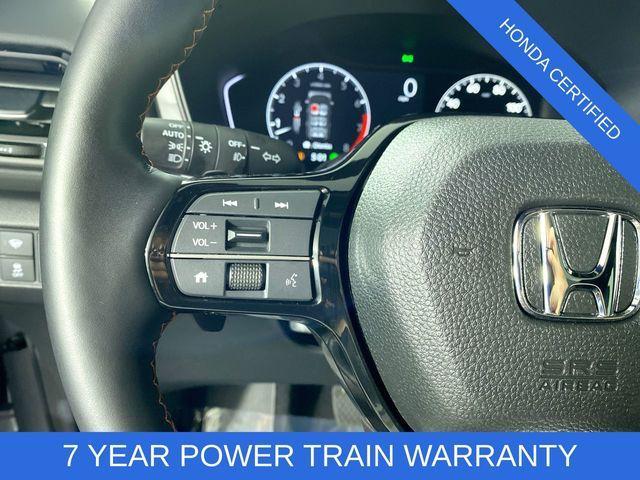 Photo of 2025 Lunar Silver Metallic Honda Pilot