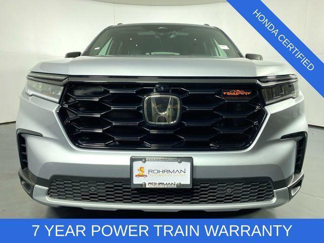 Photo of 2025 Lunar Silver Metallic Honda Pilot