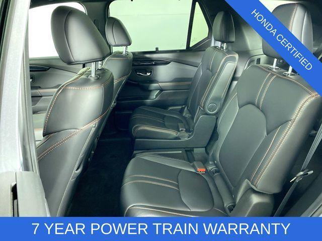 Photo of 2025 Lunar Silver Metallic Honda Pilot