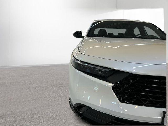 Photo of 2025 Platinum White Pearl Honda Accord Hybrid
