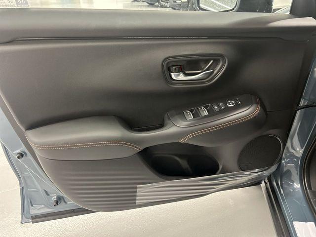 Photo of 2026 Pearl Honda HR-V