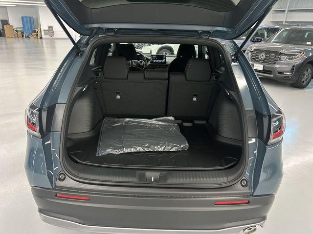 Photo of 2026 Pearl Honda HR-V