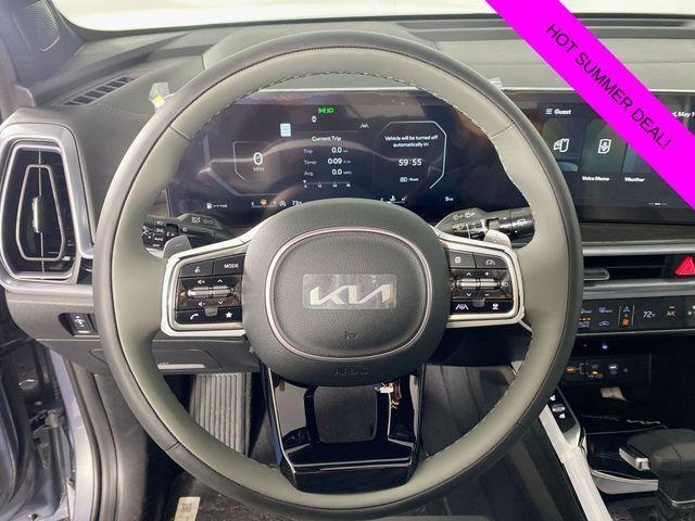 Photo of 2024 Everlasting Silver Kia Sorento