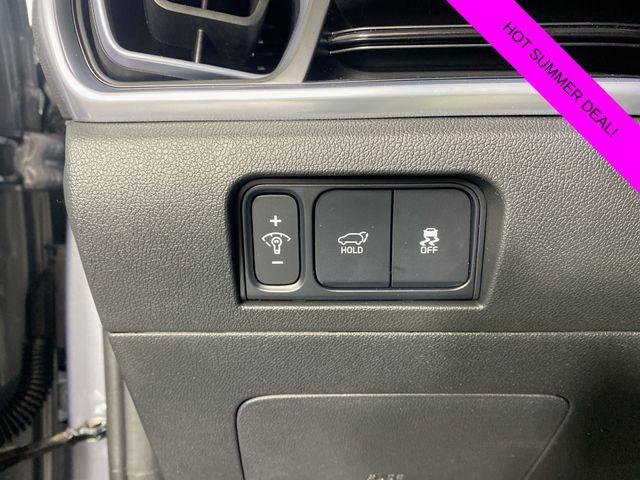 Photo of 2024 Everlasting Silver Kia Sorento