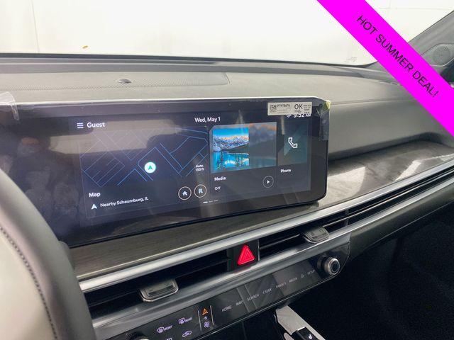 Photo of 2024 Everlasting Silver Kia Sorento