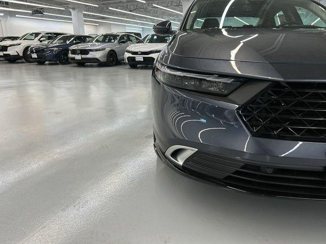 Photo of 2025 Meteorite Gray Metallic Honda Accord Hybrid