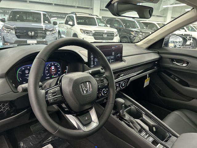 Photo of 2025 Meteorite Gray Metallic Honda Accord Hybrid