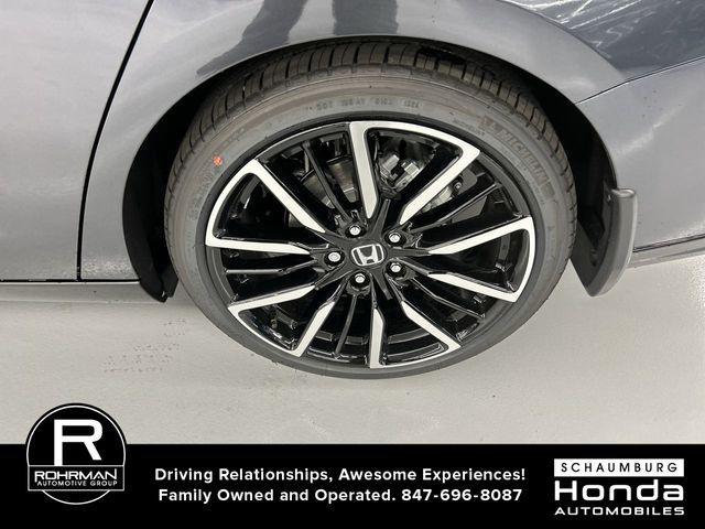 Photo of 2025 Meteorite Gray Metallic Honda Accord Hybrid
