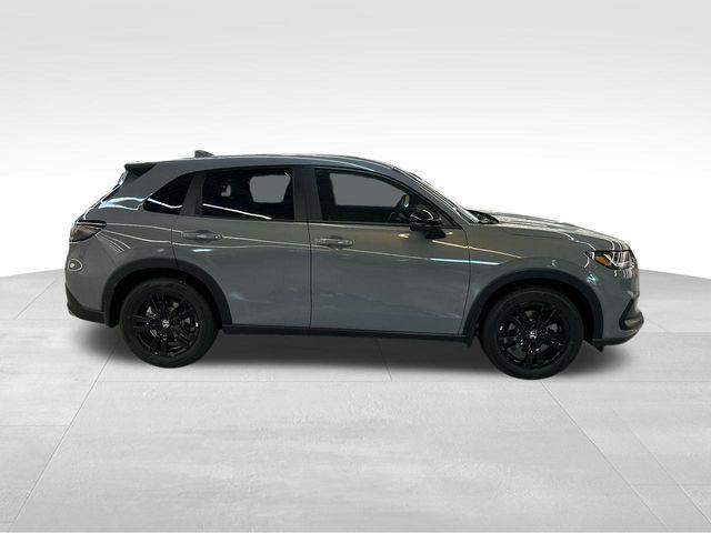 Photo of 2026 Urban Gray Pearl Honda HR-V