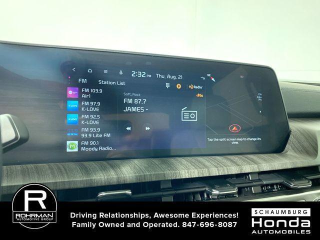 Photo of 2025 Ebony Black Kia Telluride