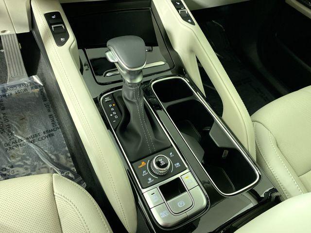 Photo of 2025 Ebony Black Kia Telluride