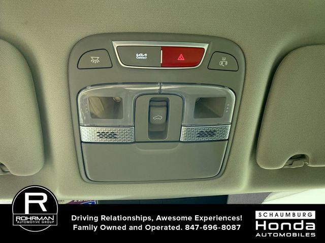 Photo of 2025 Ebony Black Kia Telluride