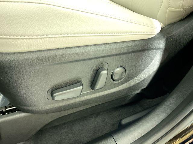 Photo of 2025 Ebony Black Kia Telluride