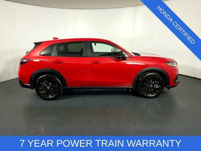 Photo of 2025 Milano Red Honda HR-V