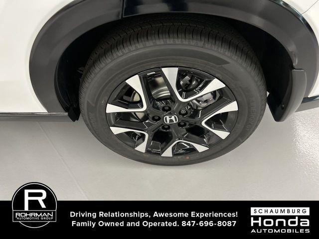 Photo of 2026 Platinum White Pearl Honda HR-V