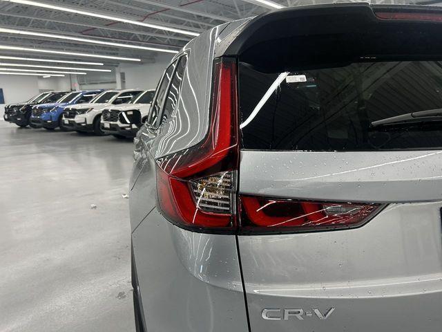 Photo of 2026 Solar Silver Metallic Honda CR-V