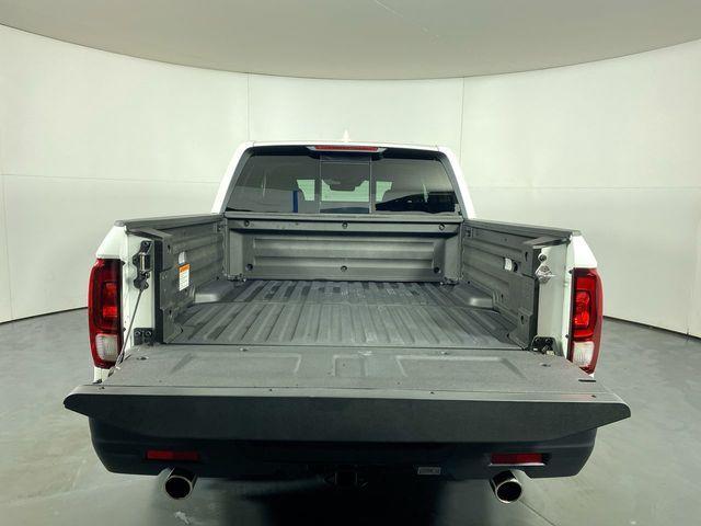 Photo of 2025 Platinum White Pearl Honda Ridgeline