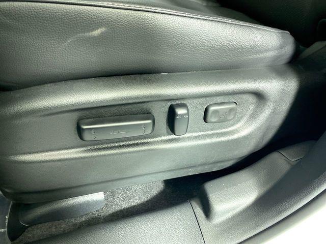 Photo of 2025 Platinum White Pearl Honda Ridgeline