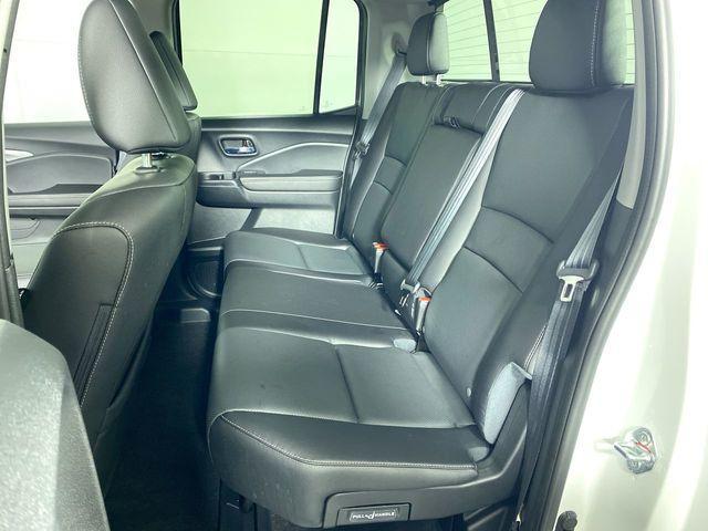 Photo of 2025 Platinum White Pearl Honda Ridgeline