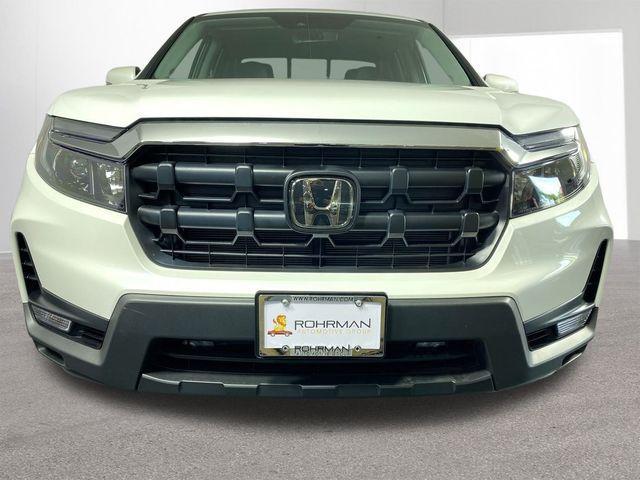 Photo of 2025 Platinum White Pearl Honda Ridgeline