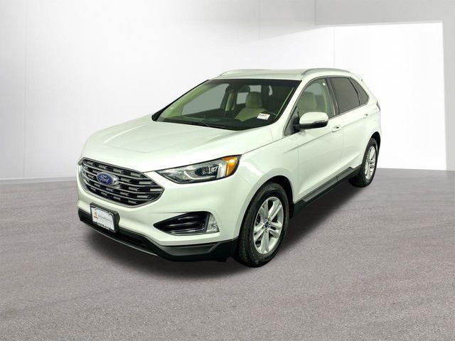 Photo of 2020 Oxford White Ford Edge