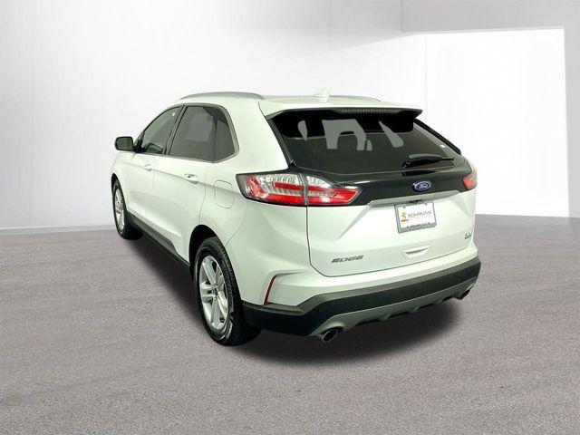 Photo of 2020 Oxford White Ford Edge