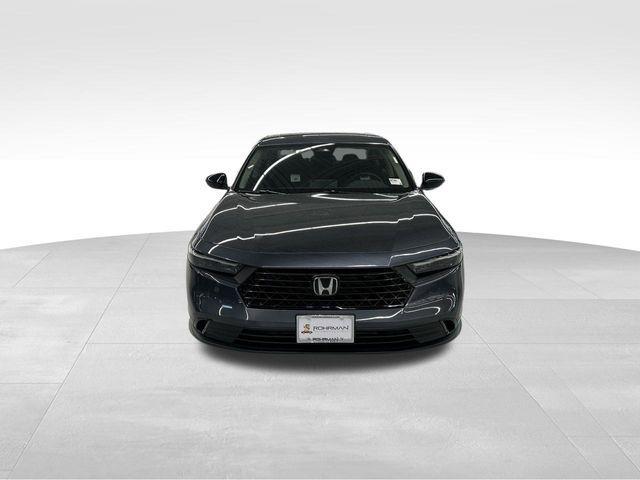 Photo of 2025 Meteorite Gray Metallic Honda Accord