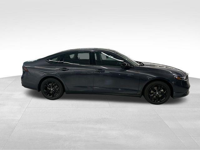 Photo of 2025 Meteorite Gray Metallic Honda Accord