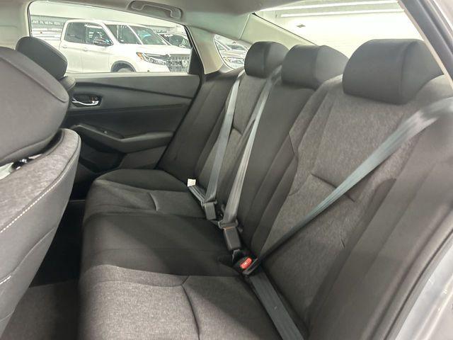 Photo of 2025 Solar Silver Metallic Honda Accord