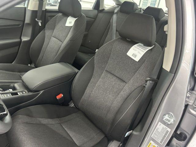 Photo of 2025 Solar Silver Metallic Honda Accord