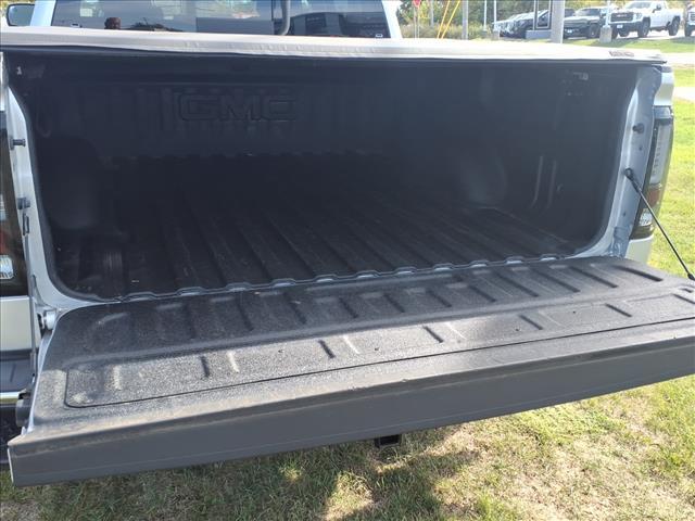 Photo of 2018 Quicksilver Metallic GMC Sierra 1500