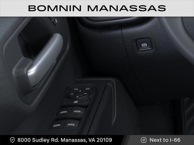 Photo of 2025 Summit White Chevrolet Silverado 1500