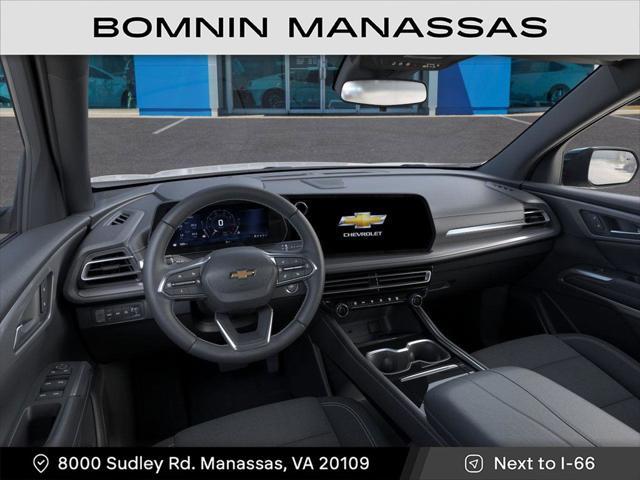 Photo of 2025 Summit White Chevrolet Traverse