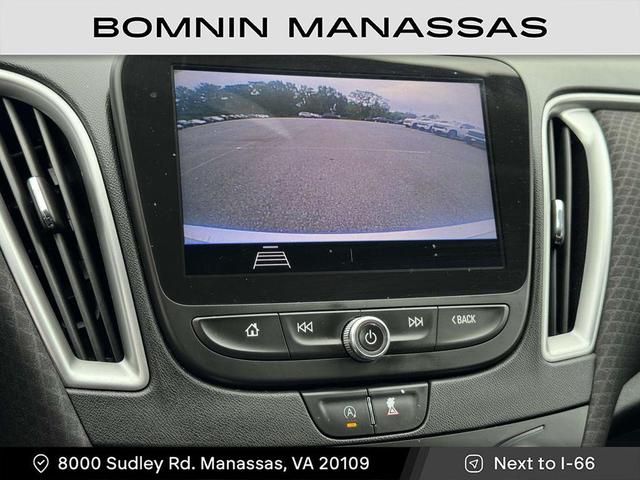 Photo of 2020 Silver Ice Metallic Chevrolet Malibu