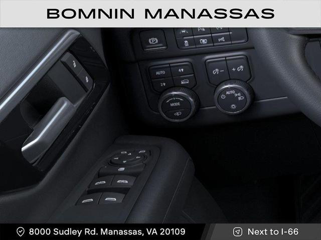 Photo of 2025 Summit White Chevrolet Tahoe