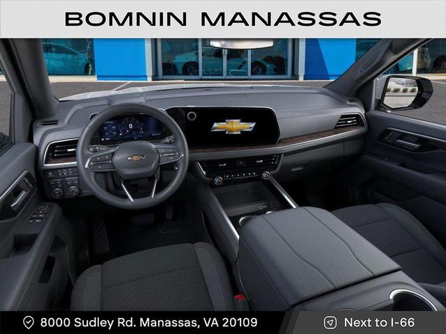 Photo of 2025 Summit White Chevrolet Tahoe