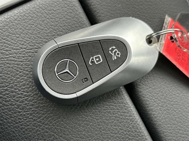 Photo of 2024 Black Mercedes-Benz C-Class