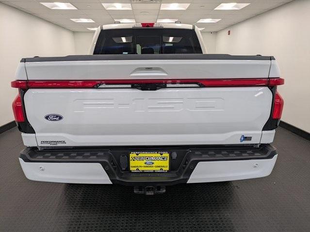 Photo of 2024 Star White Ford F-150 Lightning