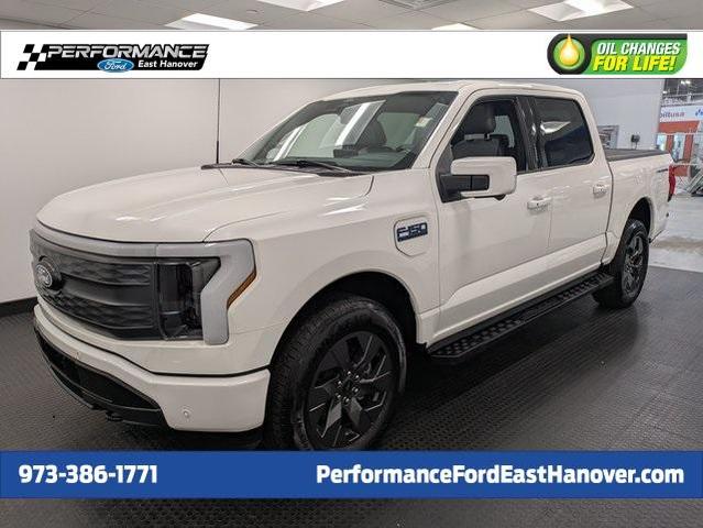 Photo of 2024 Star White Ford F-150 Lightning