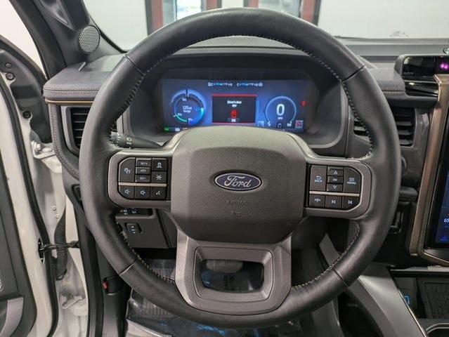 Photo of 2024 Star White Ford F-150 Lightning