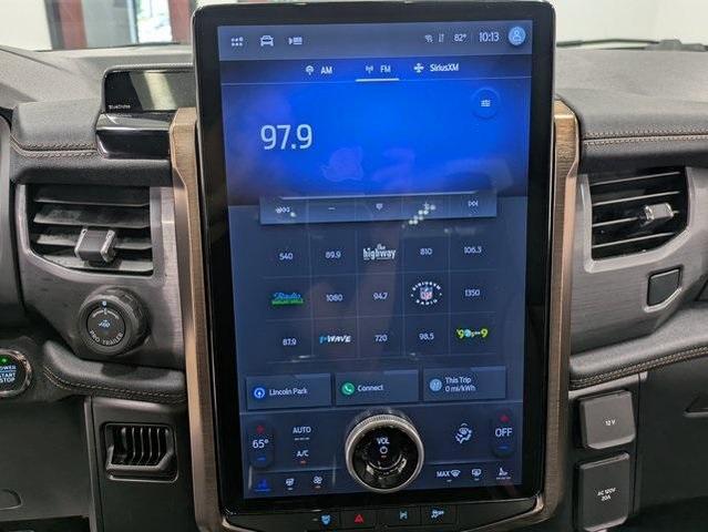 Photo of 2024 Star White Ford F-150 Lightning