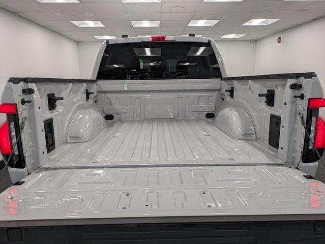 Photo of 2024 Avalanche Ford F-150 Lightning