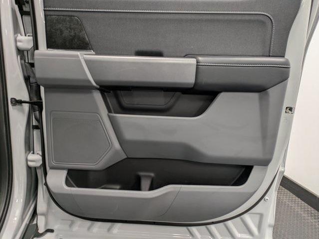 Photo of 2024 Avalanche Ford F-150 Lightning