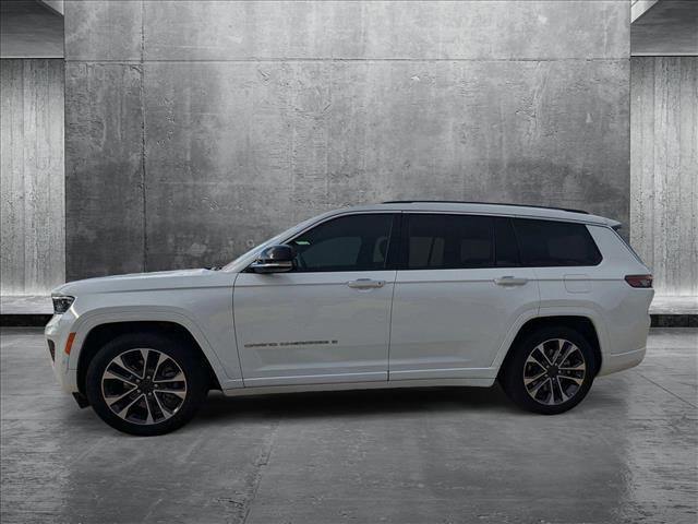 Photo of 2023 Bright White Clearcoat Jeep Grand Cherokee L