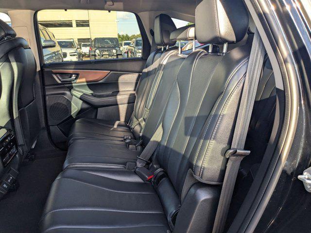 Photo of 2022 Silver/Gray Acura MDX