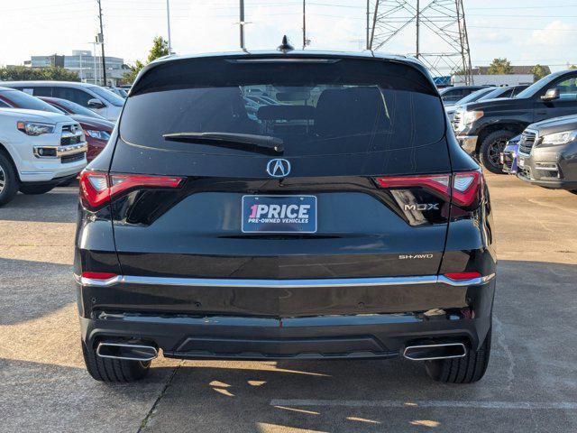 Photo of 2022 Silver/Gray Acura MDX