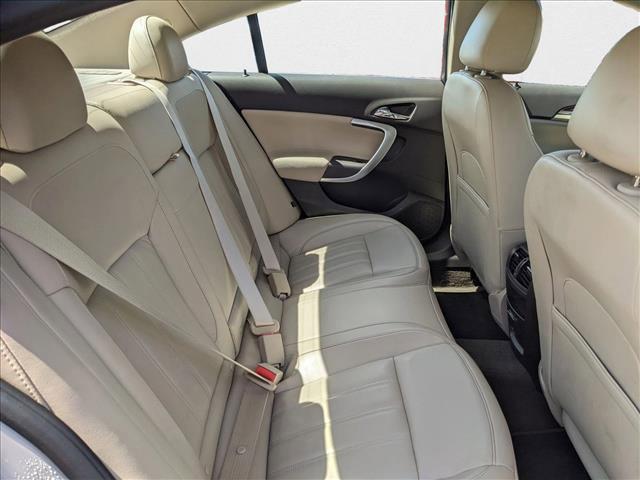 Photo of 2017 Summit White Buick Regal