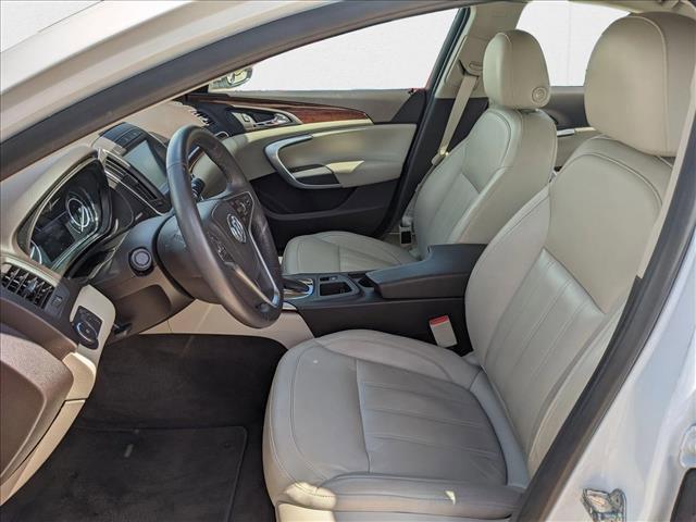 Photo of 2017 Summit White Buick Regal